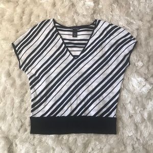 NY & Co Black & White Sweater